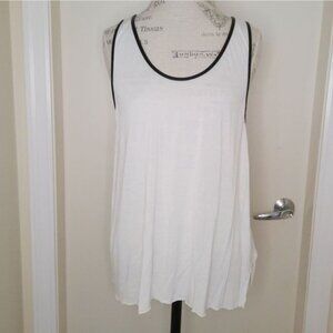 Aritzia Wilfred Free black white tank top